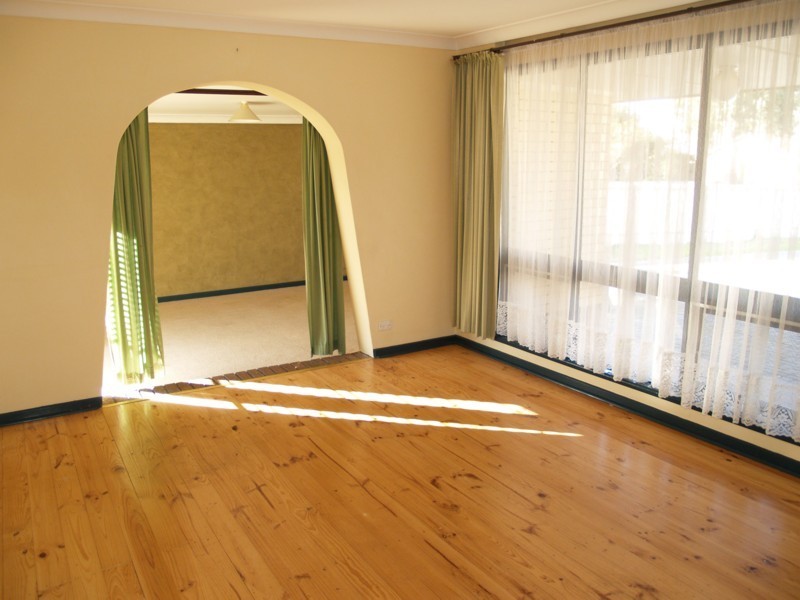 17 Sugarbush Road, Reynella SA 5161