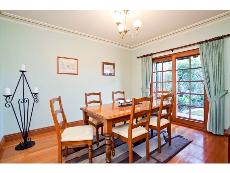 17 Farming Crescent, Hallett Cove SA 5158