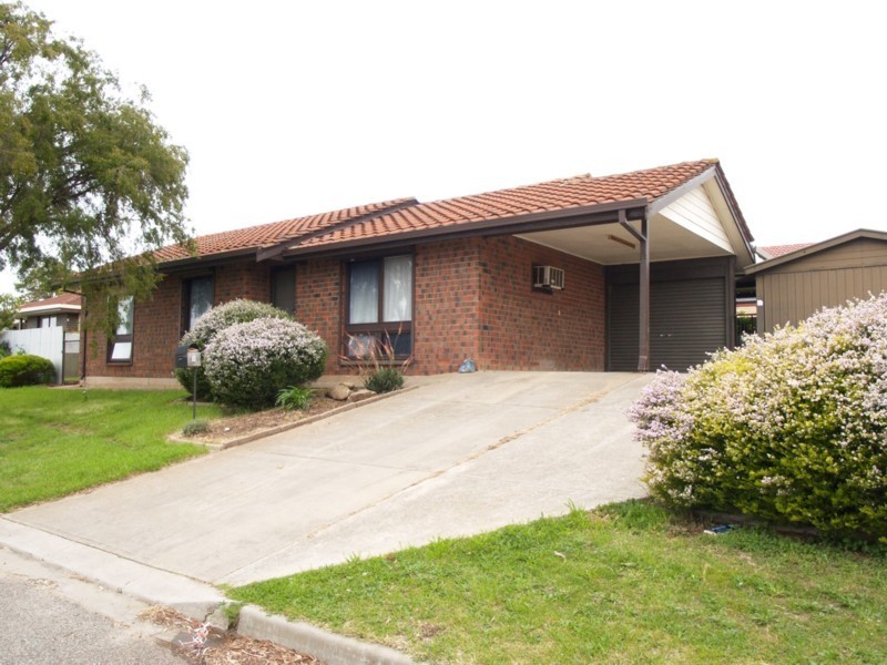 2 Amos Court, Morphett Vale SA 5162