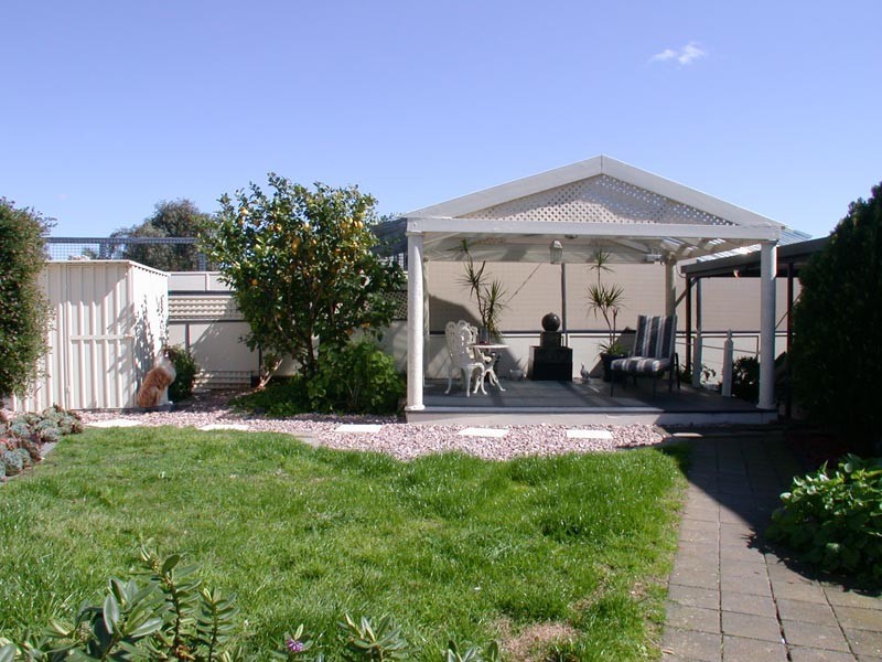 2 Brookland Valley Drive, Woodcroft SA 5162