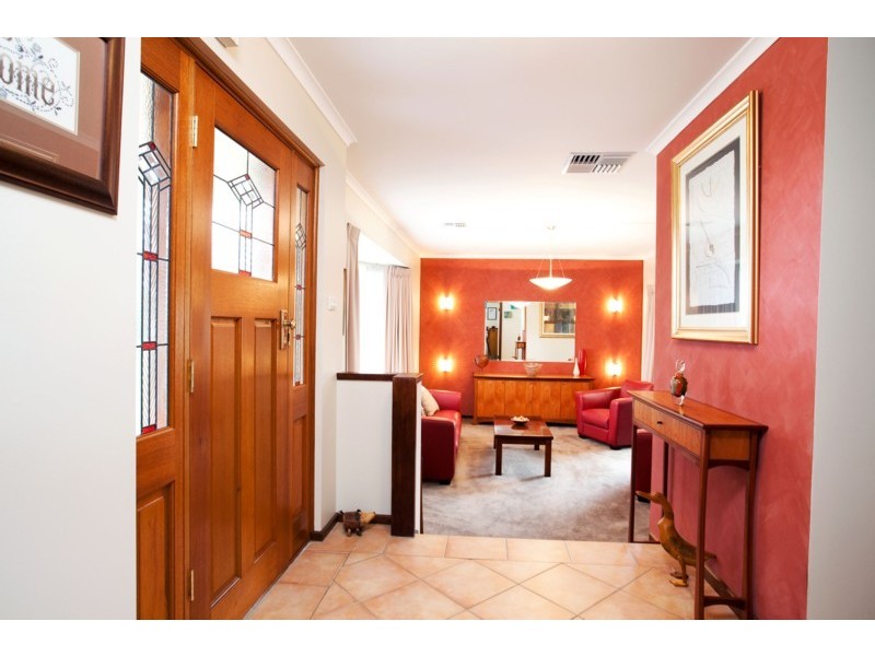 26 Capella Drive, Hallett Cove SA 5158