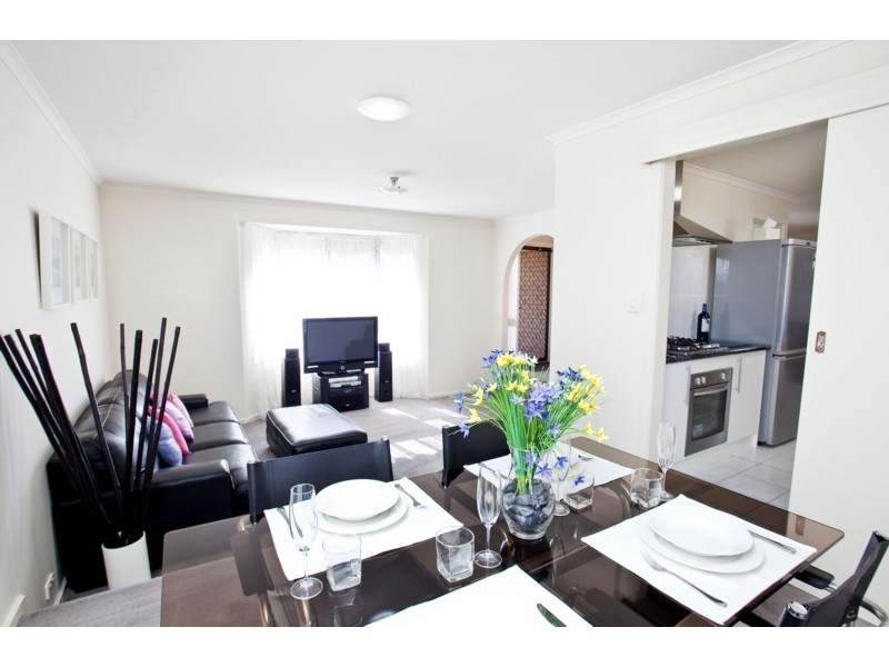 5 Elmeade Drive, Hallett Cove SA 5158