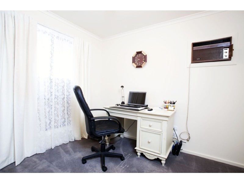 5 Elmeade Drive, Hallett Cove SA 5158