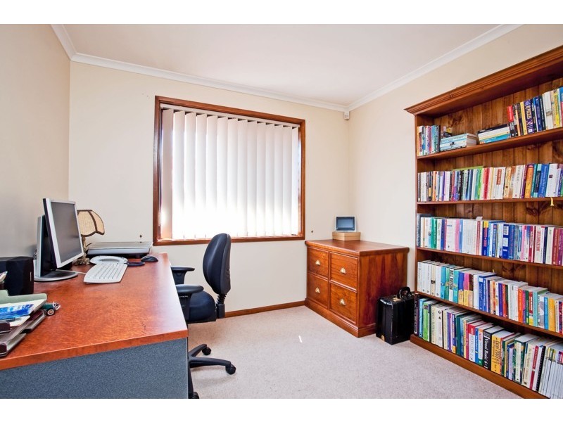 41 Moor Crescent, Hallett Cove SA 5158