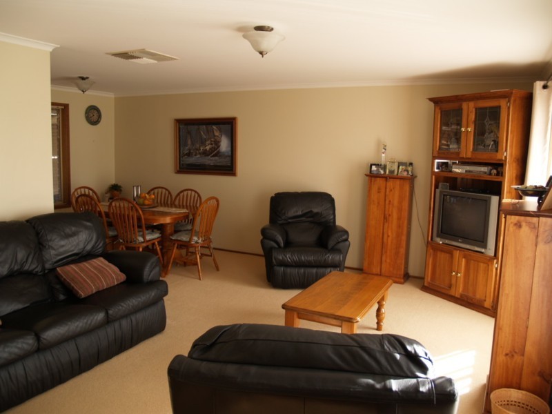 29 Lyons Circuit, Trott Park SA 5158