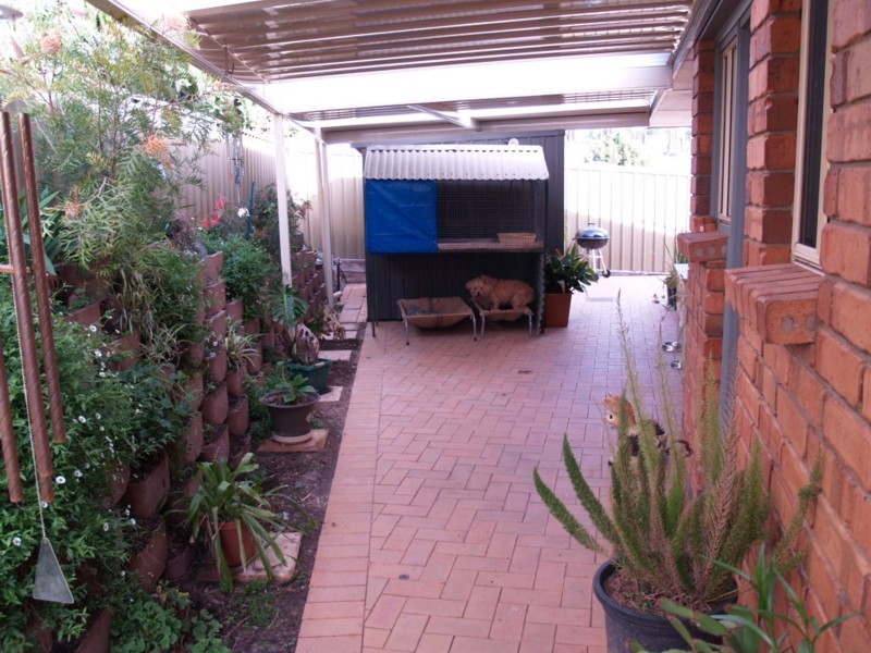 29 Lyons Circuit, Trott Park SA 5158