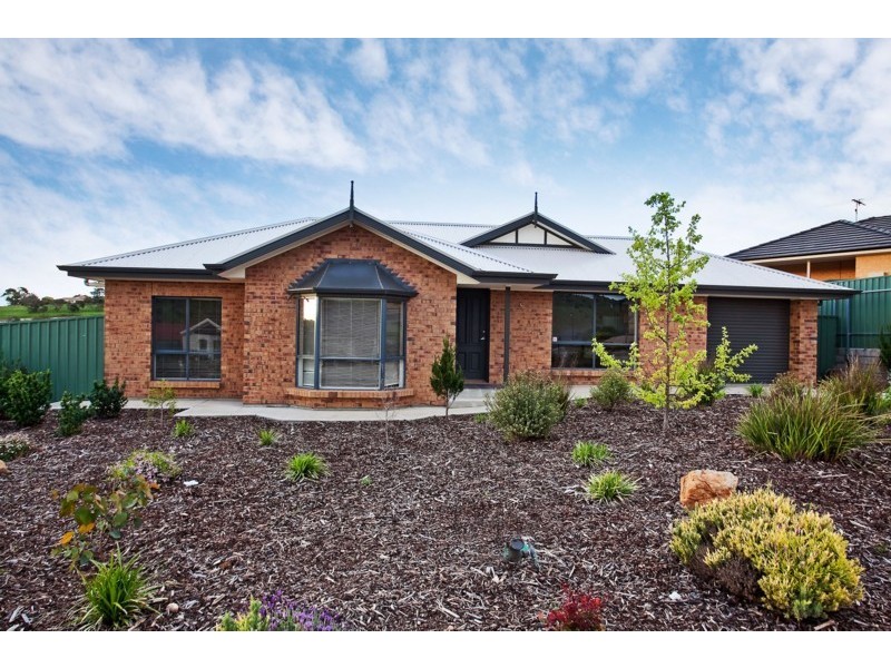 23 Elizabeth Crescent, Hallett Cove SA 5158