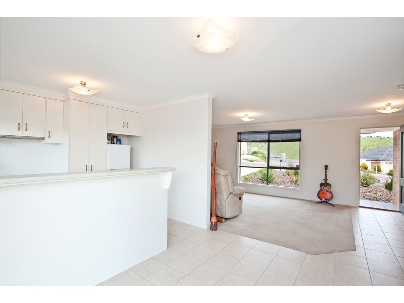 23 Elizabeth Crescent, Hallett Cove SA 5158