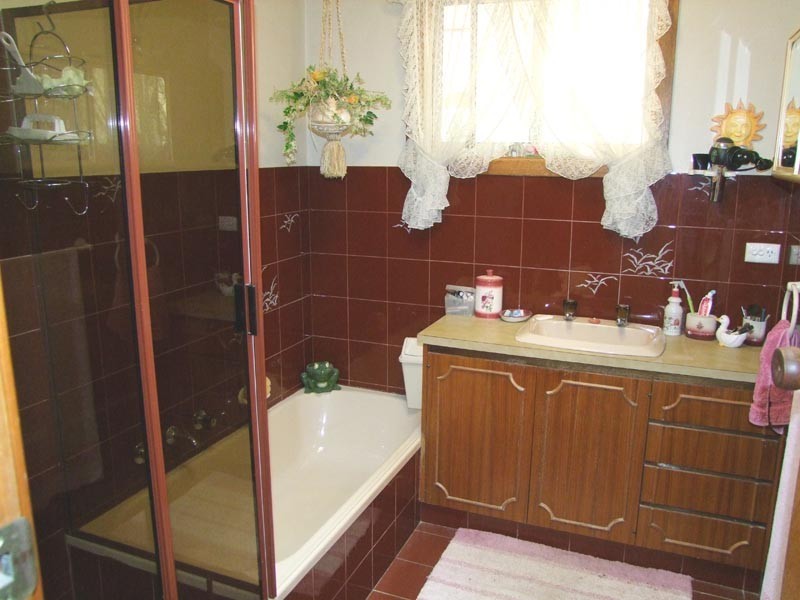 10 Atheldene Road, Happy Valley SA 5159