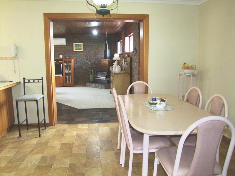 10 Atheldene Road, Happy Valley SA 5159