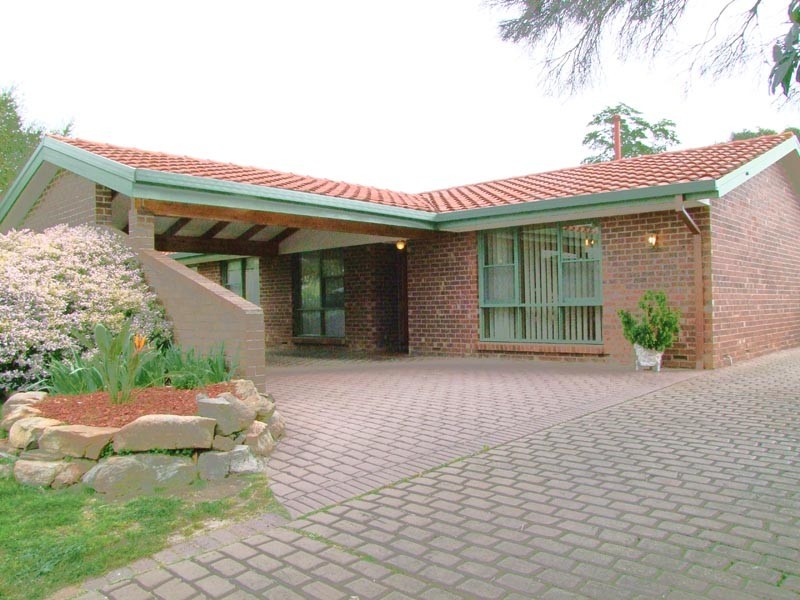 10 Atheldene Road, Happy Valley SA 5159