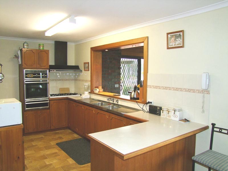 10 Atheldene Road, Happy Valley SA 5159