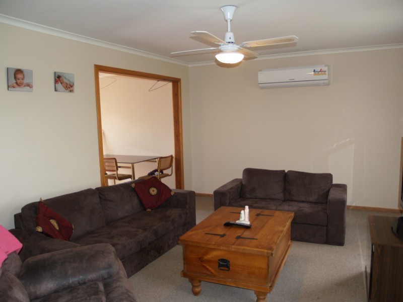 12 Trelawney Crescent, Huntfield Heights SA 5163