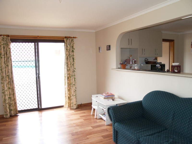 12 Trelawney Crescent, Huntfield Heights SA 5163