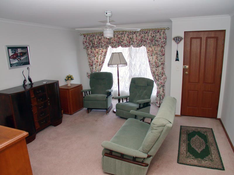 10/7 Rothschild Street, Woodcroft SA 5162