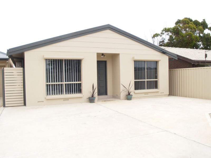 513b Commercial Road, Moana SA 5169