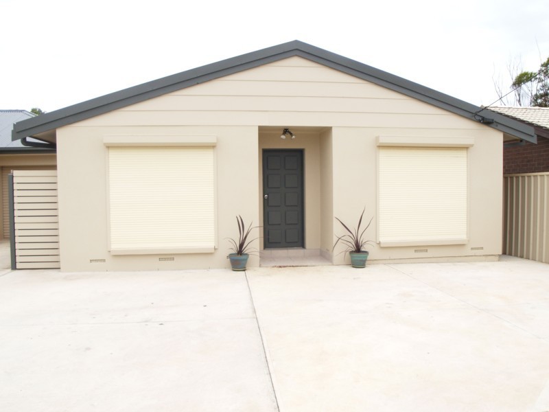 513b Commercial Road, Moana SA 5169