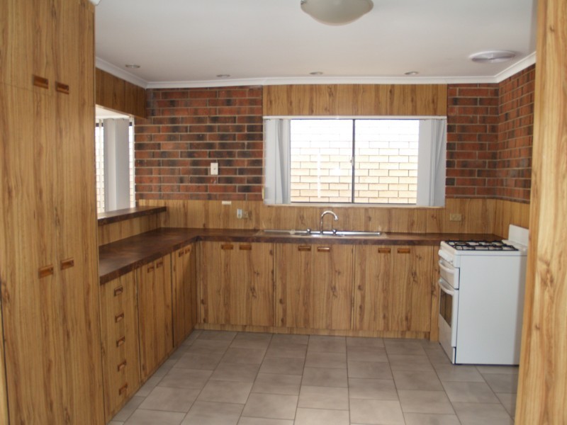 513b Commercial Road, Moana SA 5169