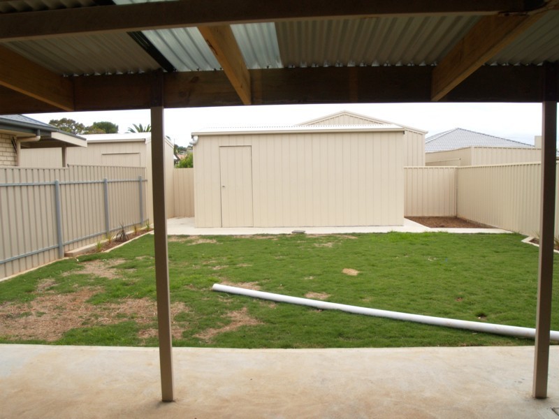 513b Commercial Road, Moana SA 5169