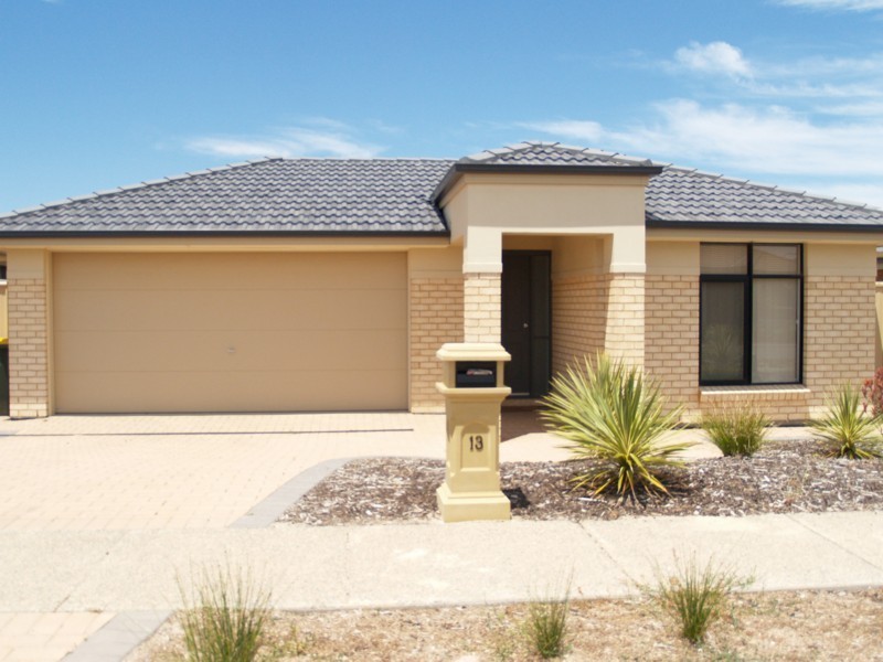 13 Whistlers Avenue, Aldinga Beach SA 5173