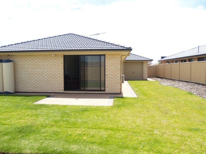 13 Whistlers Avenue, Aldinga Beach SA 5173
