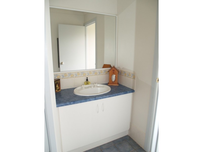 8 Benacre Close, Happy Valley SA 5159