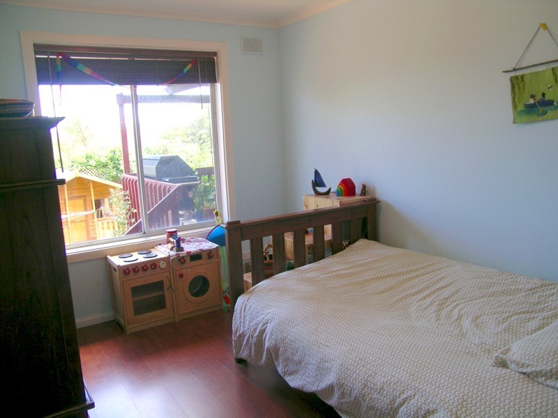 11 Valkyrie Street, Hallett Cove SA 5158