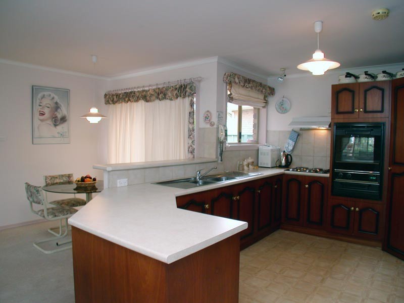 5 Snaefell Avenue, Happy Valley SA 5159