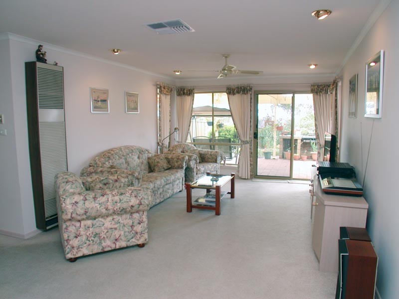 5 Snaefell Avenue, Happy Valley SA 5159