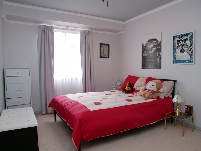 5 Snaefell Avenue, Happy Valley SA 5159