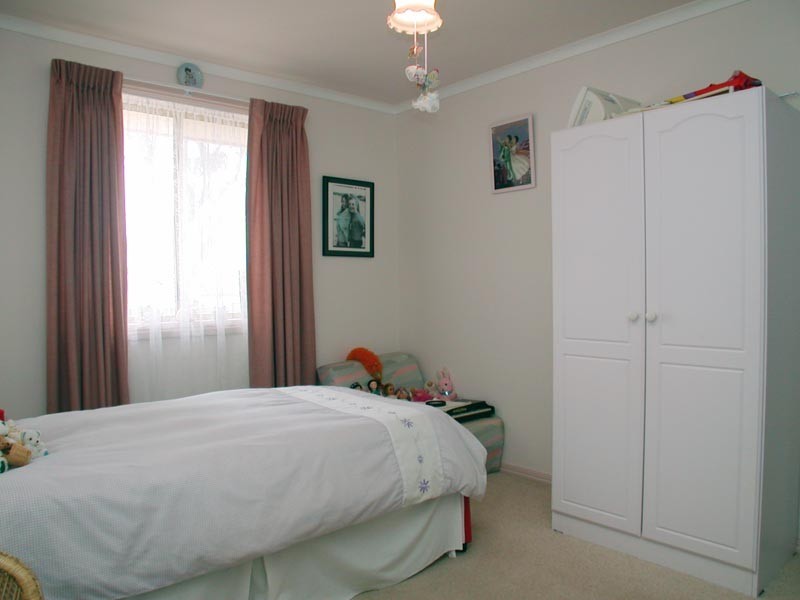 5 Snaefell Avenue, Happy Valley SA 5159