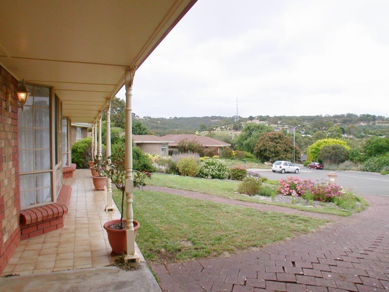 5 Snaefell Avenue, Happy Valley SA 5159