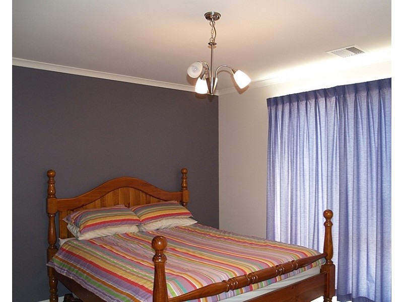 16 Middle Gully Avenue, Sheidow Park SA 5158