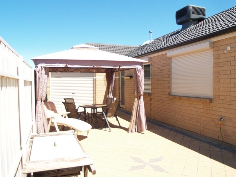 24 Chamberlain Drive, Christie Downs SA 5164