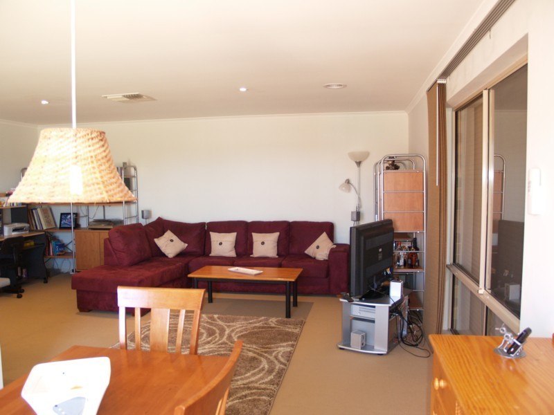 24 Chamberlain Drive, Christie Downs SA 5164