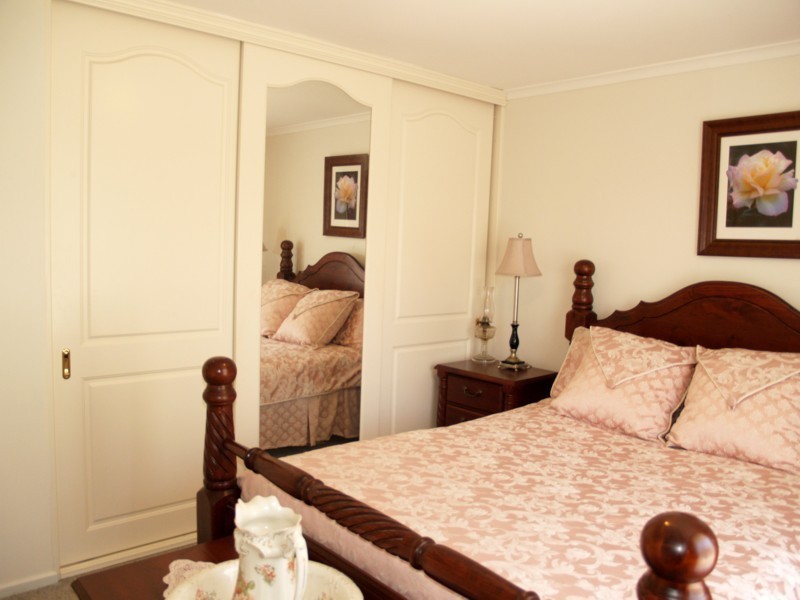 4 Camelia Court, Morphett Vale SA 5162