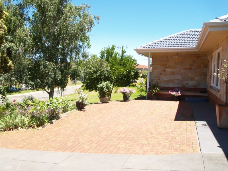 12 Kerrin Avenue, Morphett Vale SA 5162