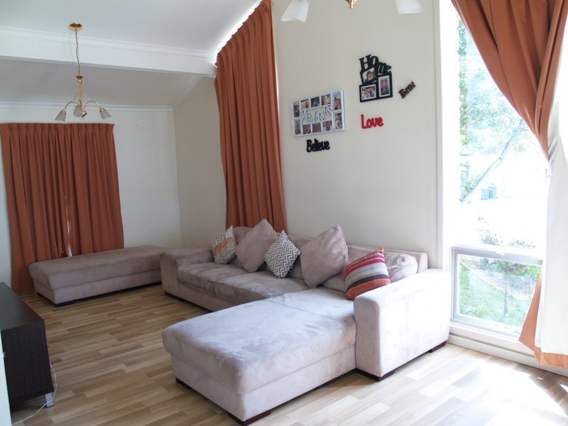 29 Oakridge Rise, Huntfield Heights SA 5163