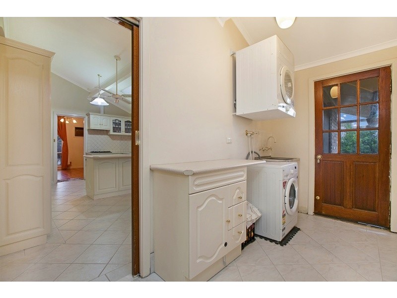 29 Oakridge Rise, Huntfield Heights SA 5163