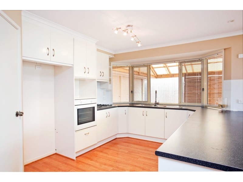 4 Torquay Drive, Seaford Rise SA 5169