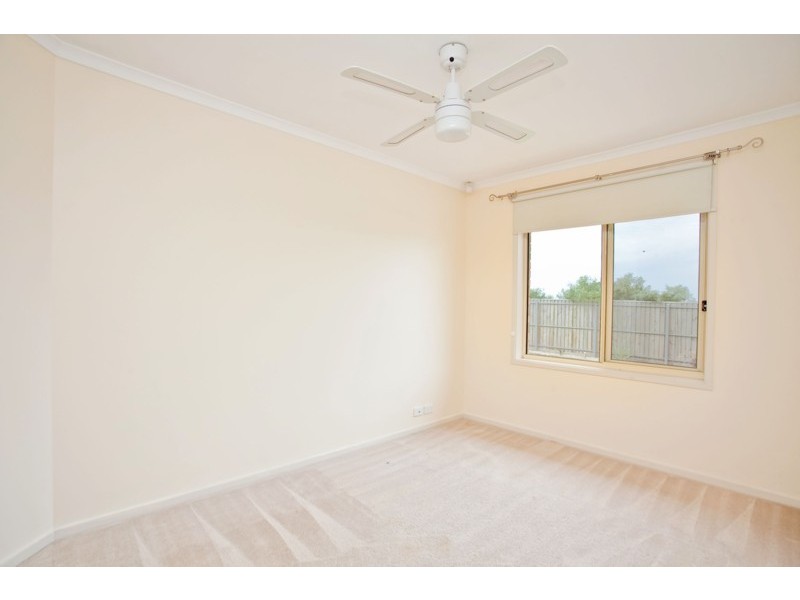 4 Torquay Drive, Seaford Rise SA 5169