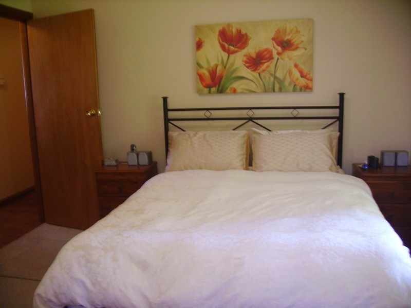 11 Stirling Avenue, Sellicks Beach SA 5174