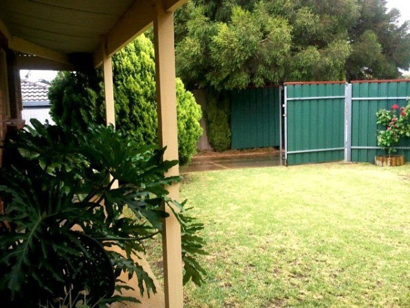 11 Stirling Avenue, Sellicks Beach SA 5174
