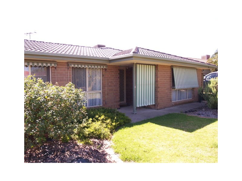 17 Bordeaux Drive, Woodcroft SA 5162