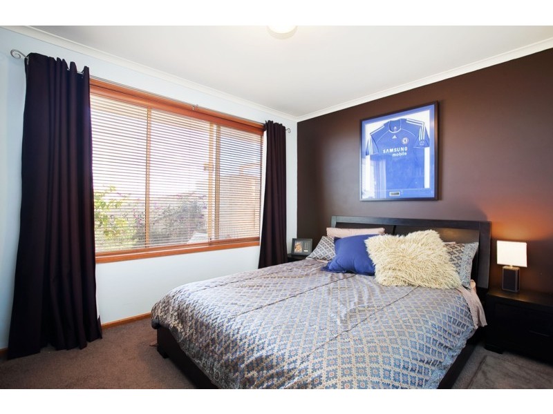 24 Beeches Road, Hallett Cove SA 5158