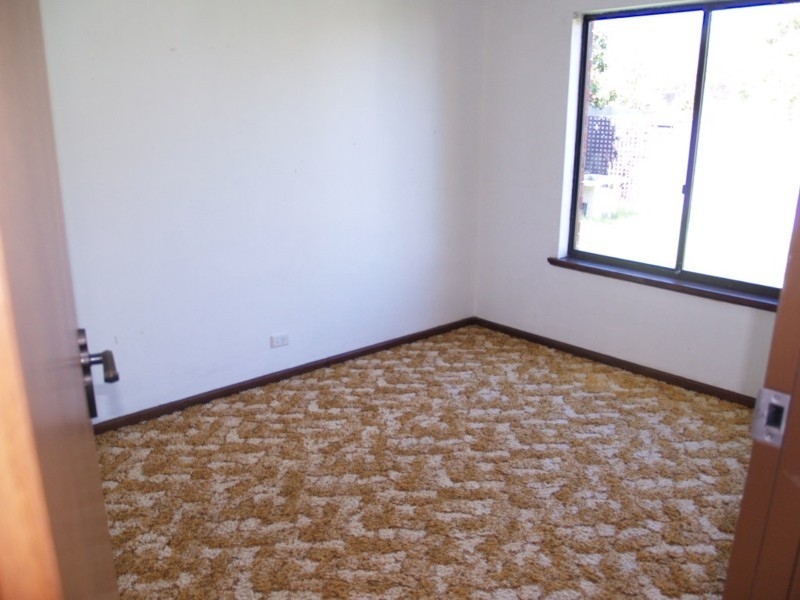 17 Atkins Crescent, Morphett Vale SA 5162