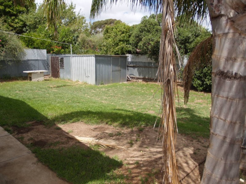 17 Atkins Crescent, Morphett Vale SA 5162