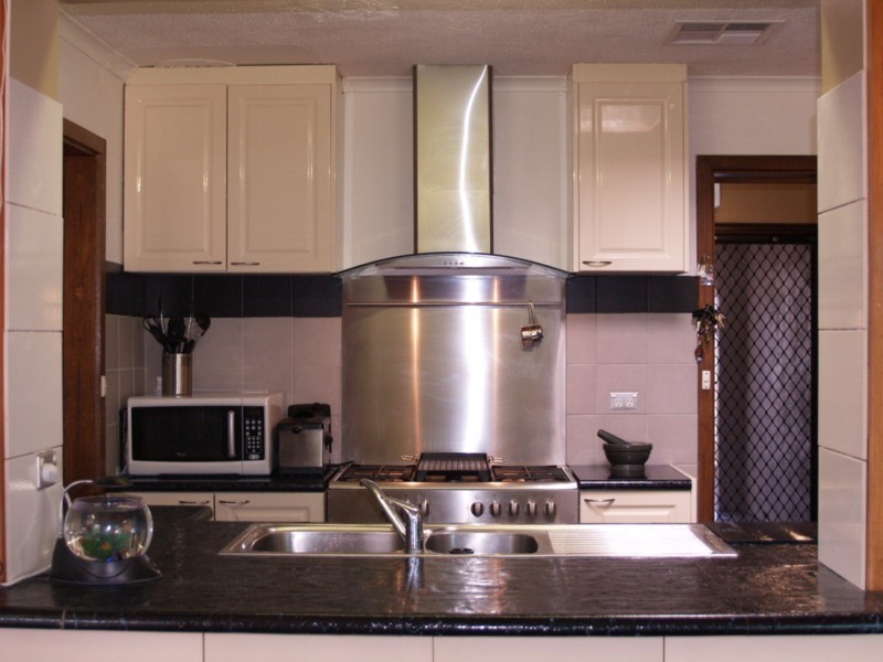 5 Vintners Walk, Hackham West SA 5163