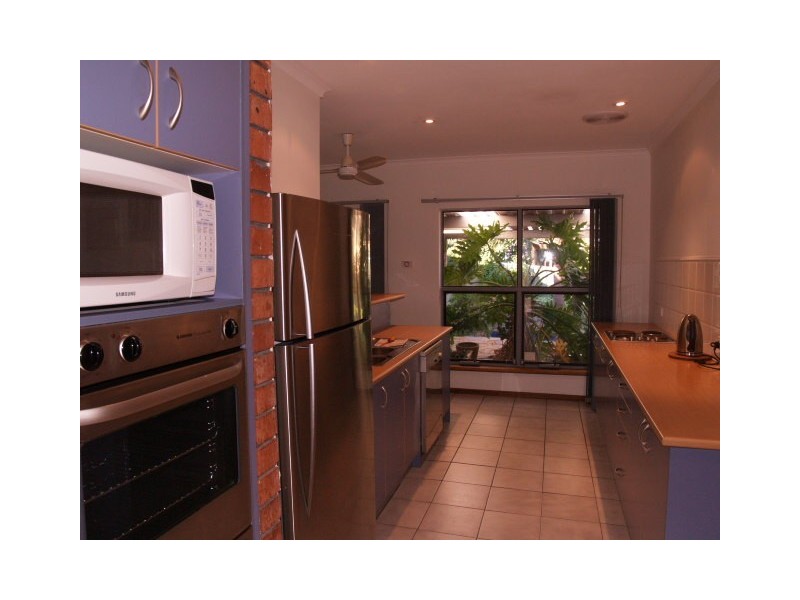 3 Patricia Grove, Hackham SA 5163