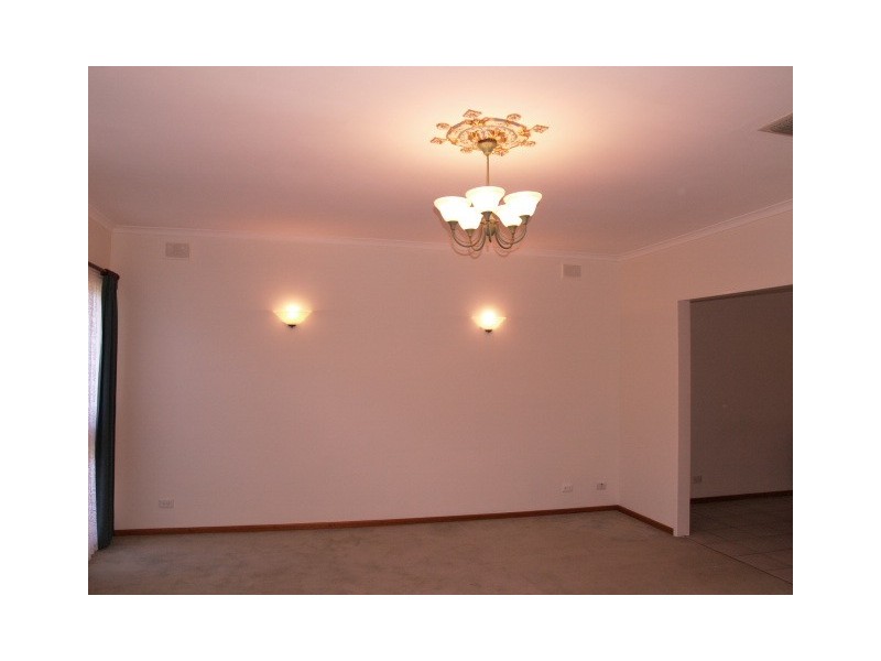 3 Patricia Grove, Hackham SA 5163